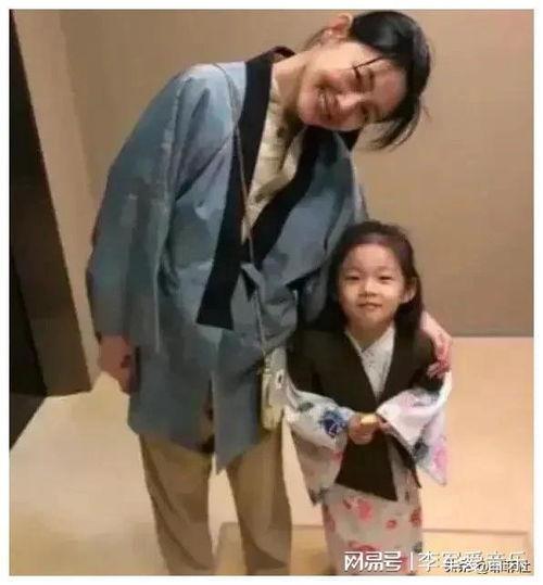 娱乐圈吃瓜爆料热门cp,揭秘明星背后的甜蜜故事